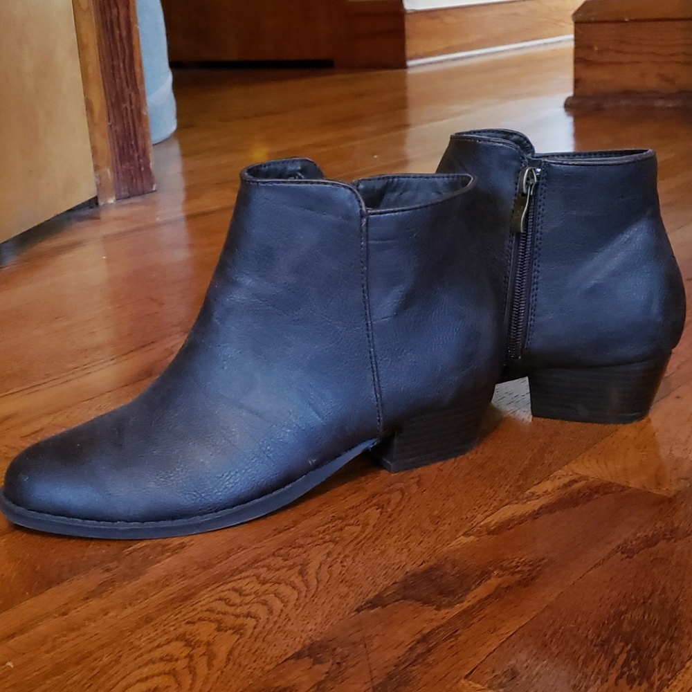 Ankle boots